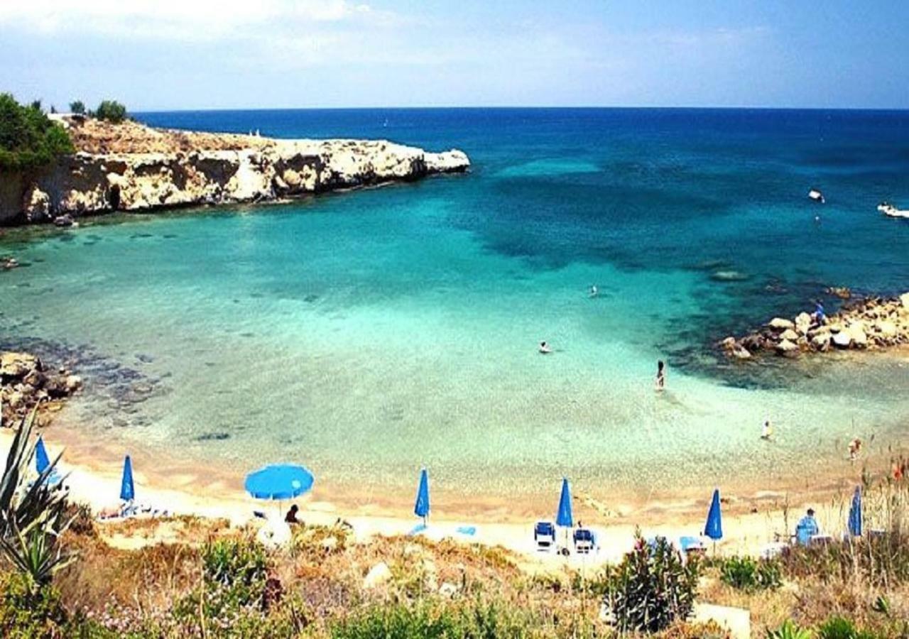 פאראלימני Phaedrus Living: Seaside Luxury Villa Anafi מראה חיצוני תמונה