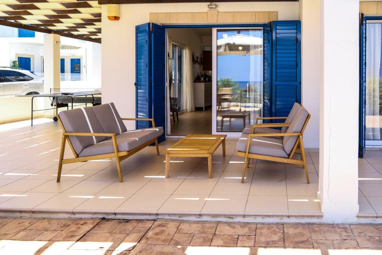 פאראלימני Phaedrus Living: Seaside Luxury Villa Anafi מראה חיצוני תמונה