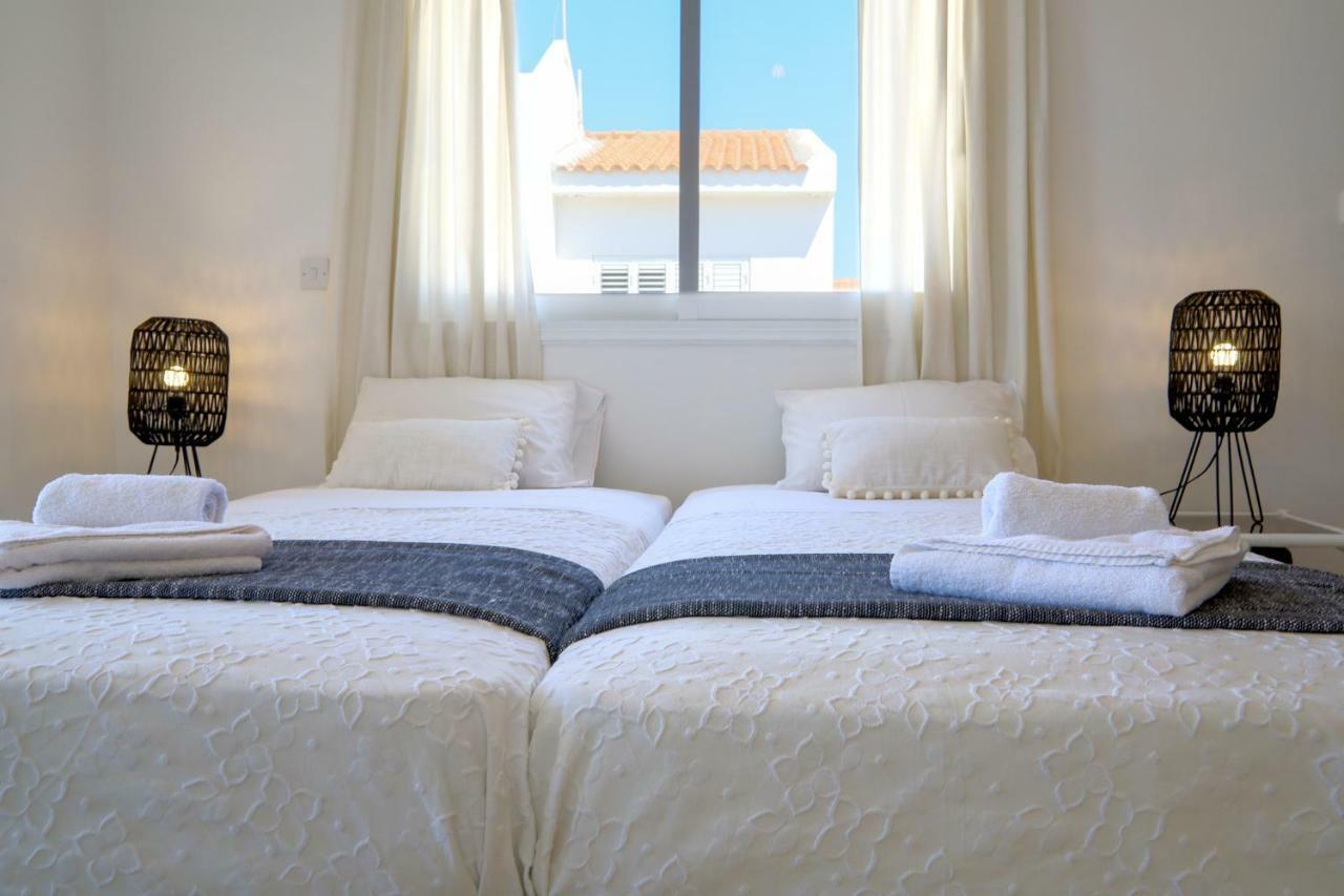 פאראלימני Phaedrus Living: Seaside Luxury Villa Anafi מראה חיצוני תמונה